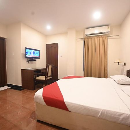 Hotel Bhagavath Gardens Chengannur Экстерьер фото