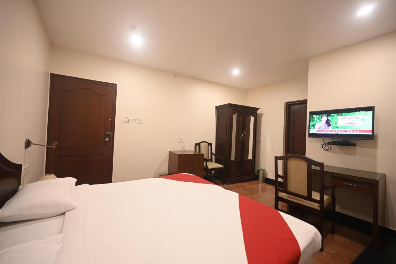 Hotel Bhagavath Gardens Chengannur Экстерьер фото